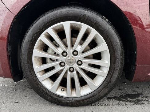 Used 2013 Toyota Avalon XLE Touring image 24