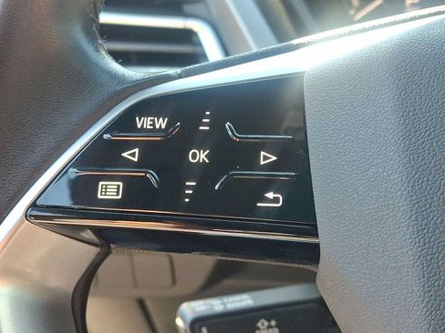 Used 2023 Audi Q4 e-tron Premium w/ Convenience Package AWD/4WD image 23