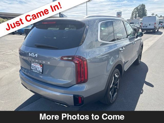 Used 2024 Kia Telluride S w/ S Sunroof Package FWD image 6