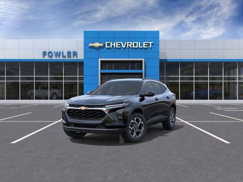 New 2026 Chevrolet Trax LT w/ Driver Confidence Package image 8