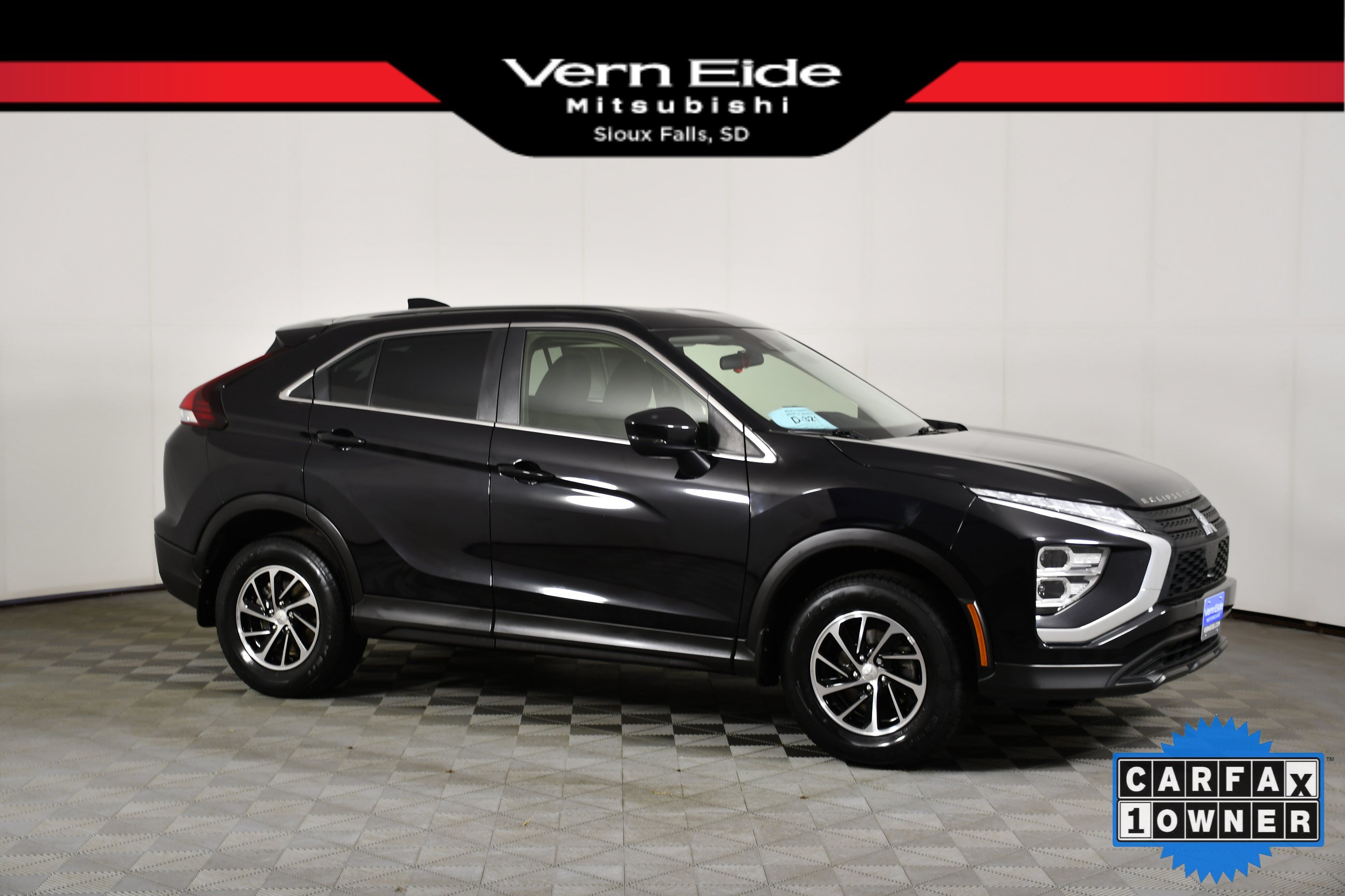 Used 2024 Mitsubishi Eclipse Cross ES AWD/4WD image 1