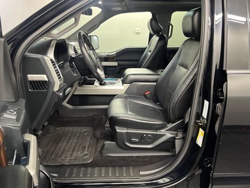 Used 2016 Ford F150 Lariat w/ Equipment Group 502A Luxury AWD/4WD image 25