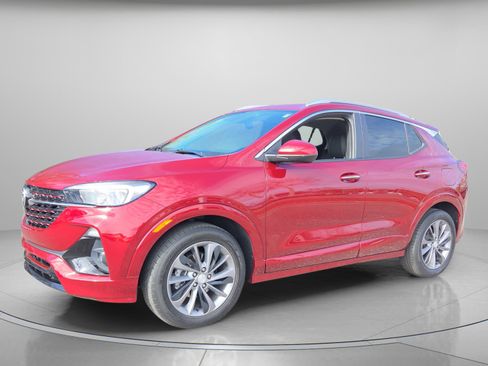 Used 2023 Buick Encore GX Select w/ Sport Touring Package image 2
