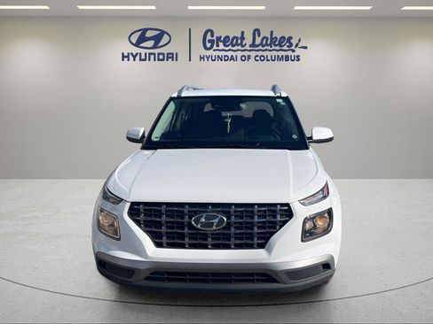 Used 2023 Hyundai Venue SEL image 5