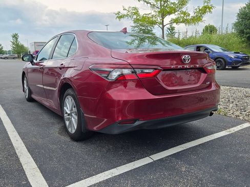 Used 2021 Toyota Camry LE w/ Cold Weather Package FWD image 4