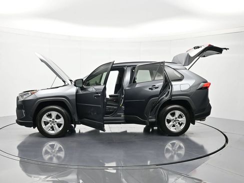Used 2020 Toyota RAV4 XLE FWD image 45