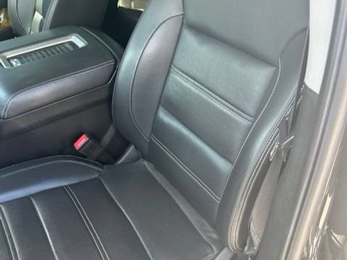 Certified 2017 GMC Yukon Denali AWD/4WD image 7