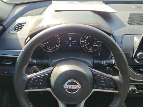 Certified 2024 Nissan Altima 2.5 SR AWD/4WD image 21