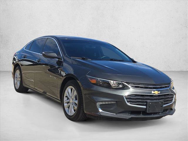Used 2017 Chevrolet Malibu LT FWD image 3