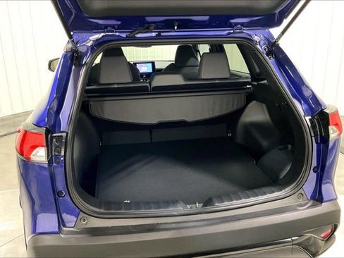 Certified 2024 Toyota Corolla Cross SE Hybrid w/ Moonroof Package image 39