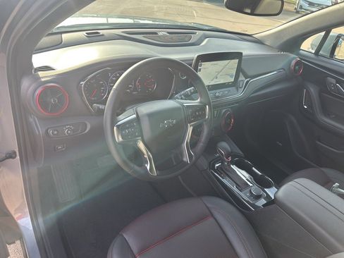 Used 2025 Chevrolet Blazer RS image 11