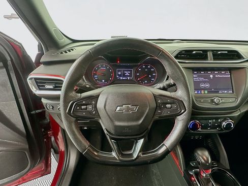 Used 2022 Chevrolet TrailBlazer RS image 11