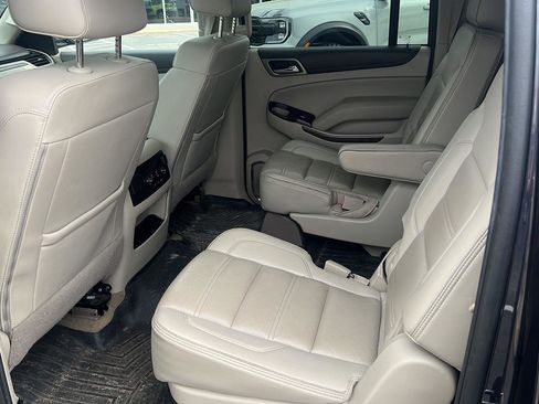 Used 2018 GMC Yukon XL Denali w/ Open Road Package AWD/4WD image 16