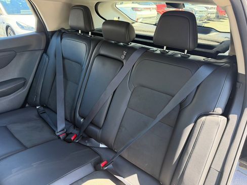 Used 2023 Nissan Ariya FWD image 47