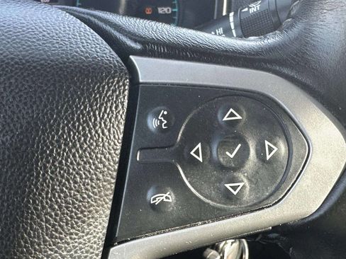 Used 2021 Chevrolet Colorado LT w/ Fleet Safety Package image 23