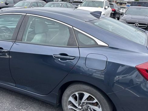 Used 2017 Honda Civic EX image 22