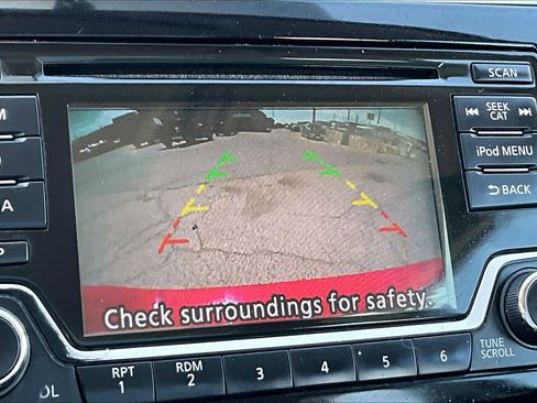 Used 2017 Nissan Sentra SV image 25