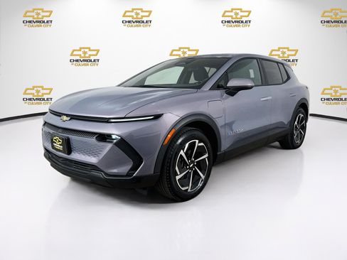 Used 2026 Chevrolet Equinox EV LT FWD image 3