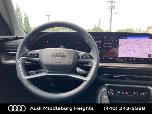 New 2025 Audi Q5 Premium Plus image 32