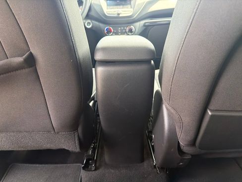 Used 2023 Chevrolet TrailBlazer LT FWD image 18