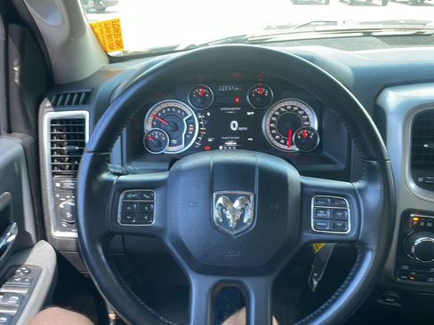 Used 2019 RAM 1500 Big Horn AWD/4WD image 10