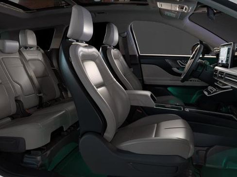 New 2026 Lincoln Corsair Reserve image 5