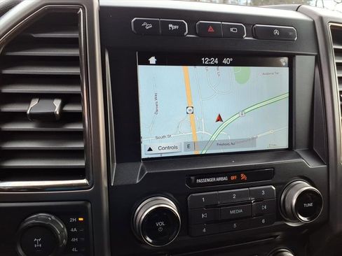 Used 2018 Ford F150 Raptor w/ Equipment Group 802A Luxury image 17