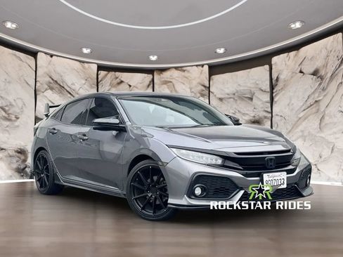 Used 2018 Honda Civic Sport Touring image 3