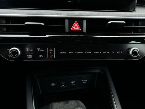 Used 2025 Kia K5 LXS image 28