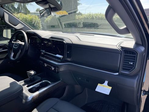 New 2026 GMC Sierra 1500 Elevation w/ Elevation Premium Package AWD/4WD image 30
