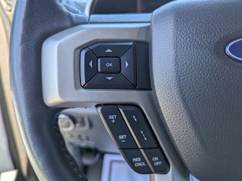 Used 2022 Ford F250 Lariat w/ Lariat Ultimate Package AWD/4WD image 15