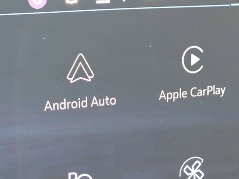 New 2026 Chevrolet Traverse High Country w/ LPO, Floor Liner Package image 7