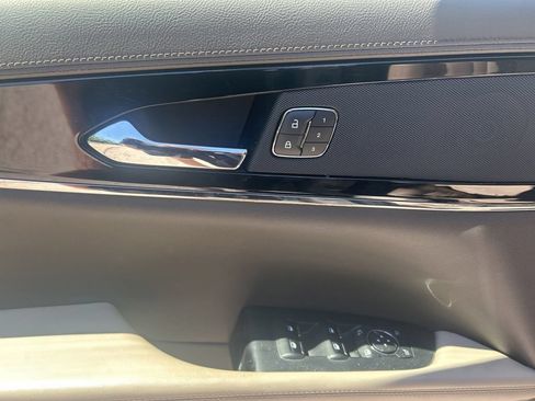 Used 2020 Lincoln Aviator Reserve w/ Equipment Group 202A AWD/4WD image 12
