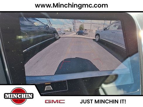 Used 2023 Chevrolet Equinox Premier AWD/4WD image 19