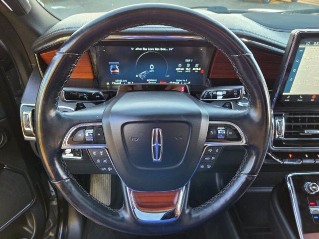 Used 2023 Lincoln Navigator Reserve AWD/4WD image 29