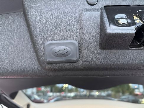 Used 2017 Buick Enclave Leather image 45