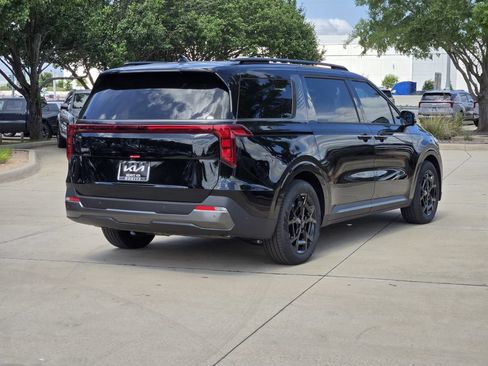 New 2026 Kia Carnival SX w/ SX Dark Edition Package FWD image 4