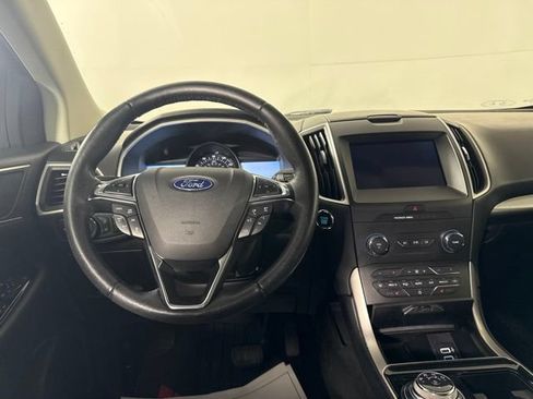 Used 2019 Ford Edge SEL w/ Equipment Group 201A AWD/4WD image 29