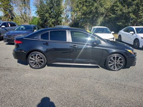 Used 2020 Toyota Corolla XSE image 9