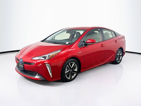 Used 2022 Toyota Prius XLE w/ Advanced Technology Package image 3