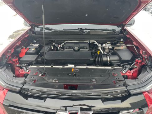 Used 2024 Chevrolet Colorado ZR2 w/ ZR2 Convenience Package III image 31