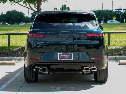 New 2026 Land Rover Range Rover Sport Dynamic SE AWD/4WD image 11