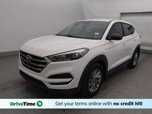 Used 2017 Hyundai Tucson SE image 1
