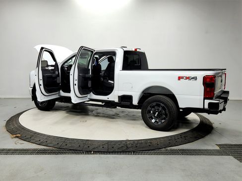 Used 2024 Ford F250 Lariat w/ Sport Appearance Package image 13