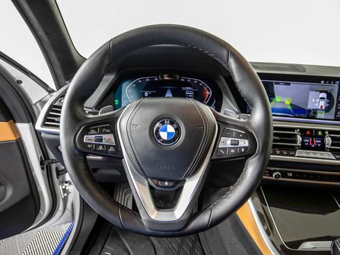 Used 2022 BMW X5 xDrive40i w/ Executive Package AWD/4WD image 21