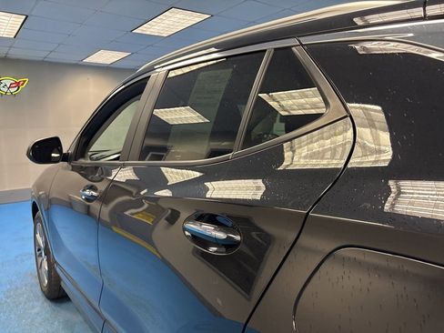 Used 2023 Buick Encore GX Select w/ Sport Touring Package image 18