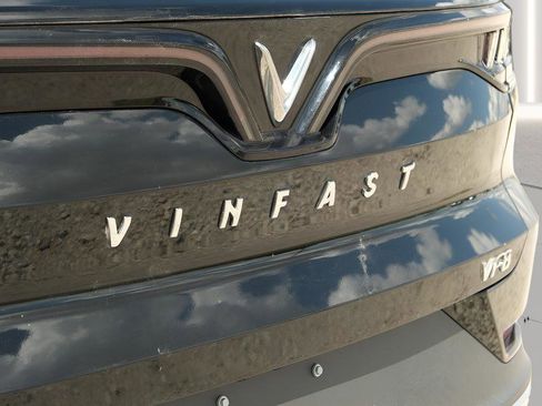 New 2025 VinFast VF 8 Plus AWD/4WD image 30