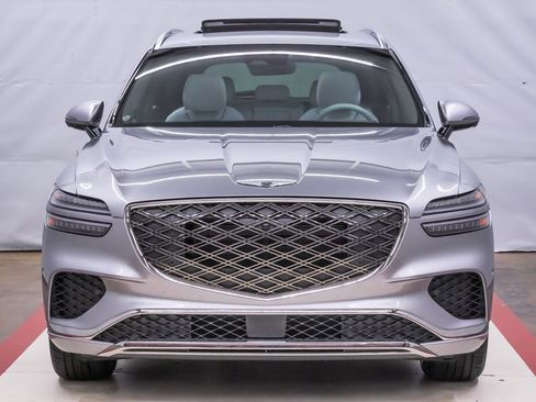 Certified 2026 Genesis GV70 2.5T Advanced image 4