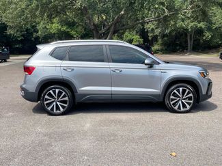 Used 2023 Volkswagen Taos SE FWD video 2