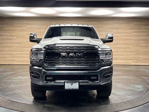 Used 2024 RAM 3500 Limited AWD/4WD image 14